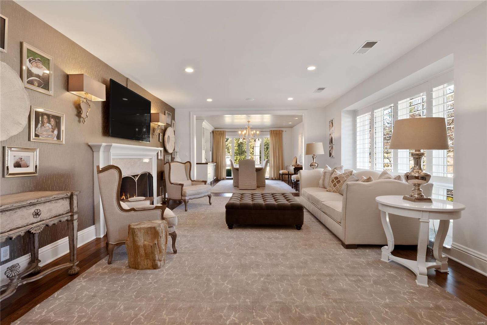 Von Schrader Estate - Residential