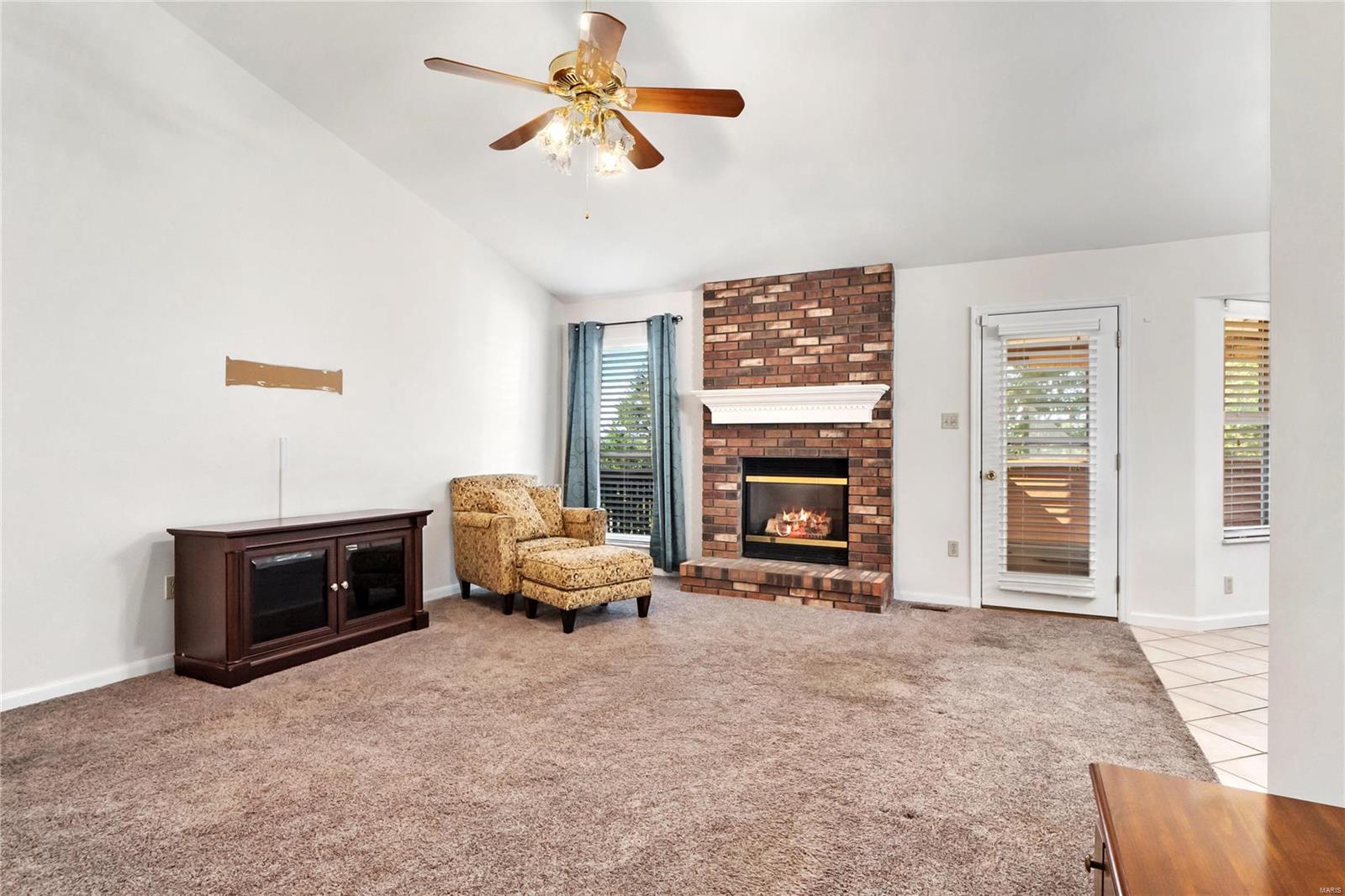 Fox Pointe - Residential