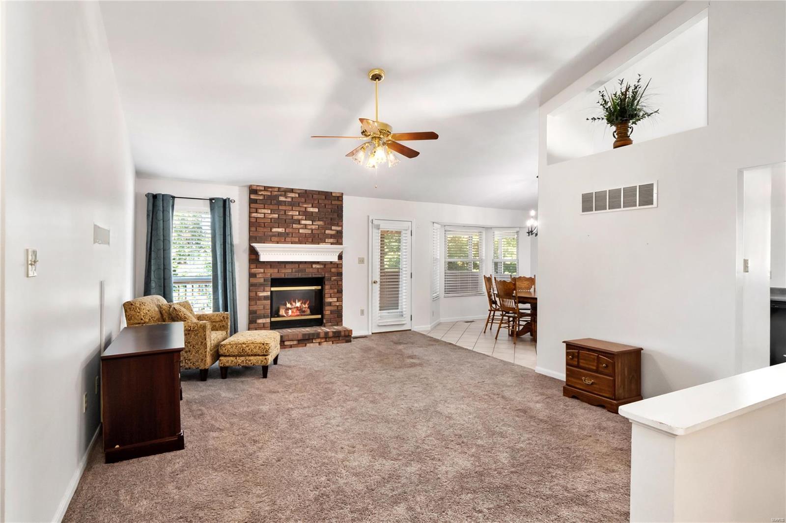 Fox Pointe - Residential
