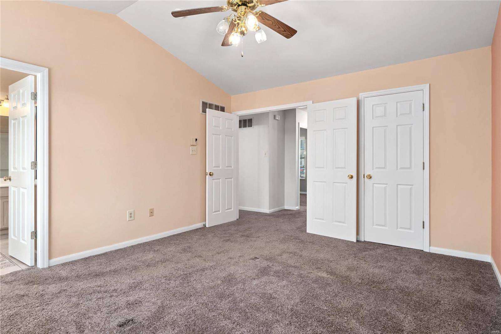 Fox Pointe - Residential