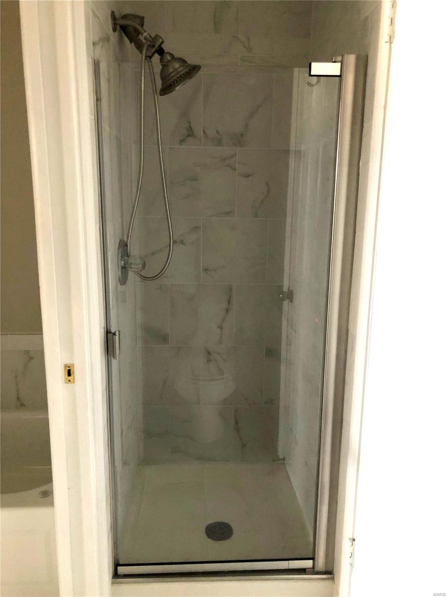 Laclede East - Residential