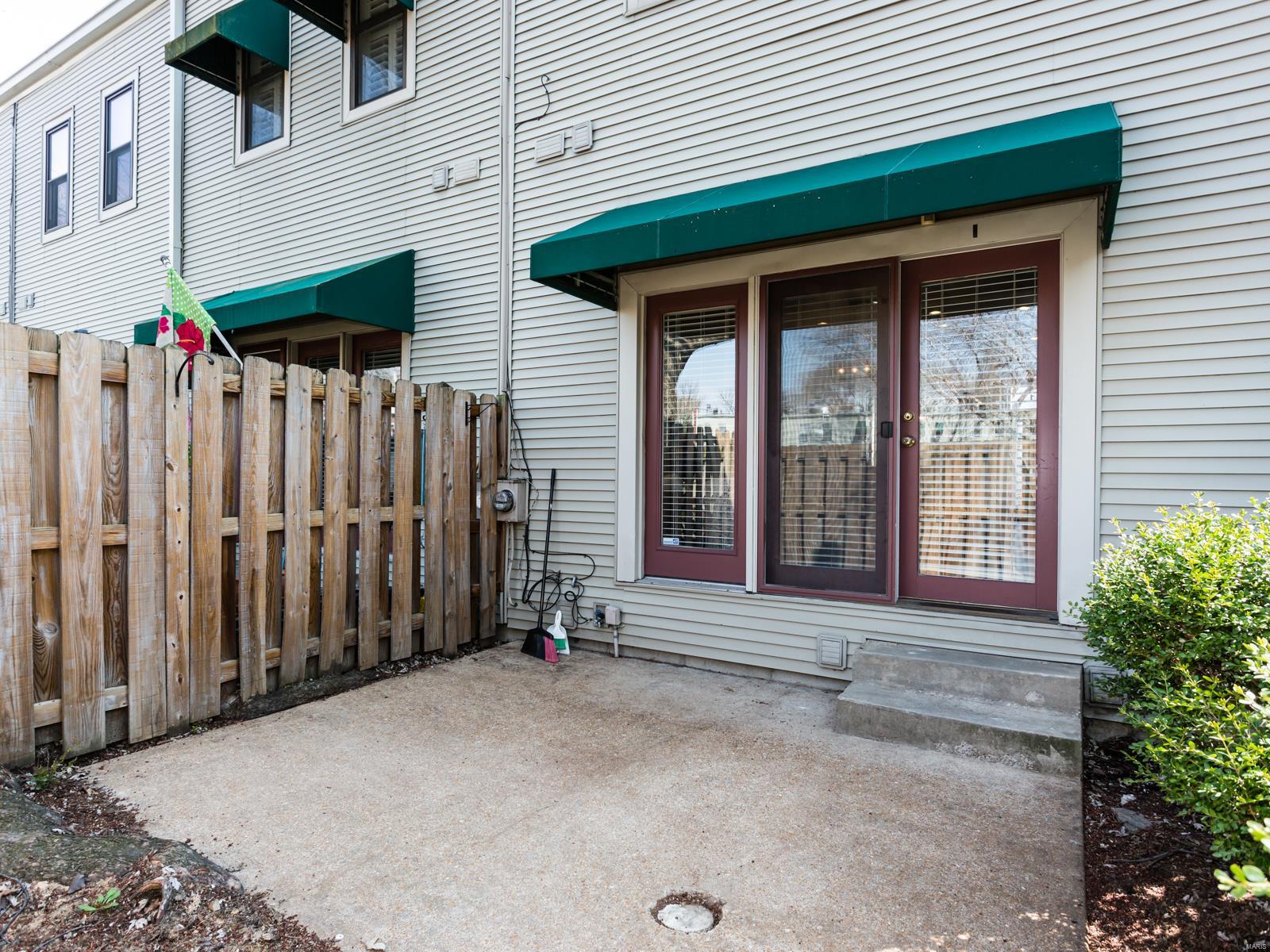 Laclede East - Residential