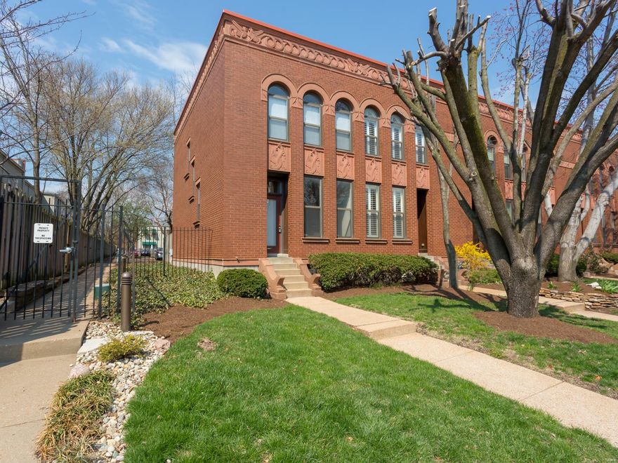 Thriving CWE location!  Renovated end unit townhouse with 3 finished levels close to Cortex, SLU, Scarlett’s, Euclid Street dining, Barnes Jewish, Forest Park, cortex metro stop as well as the upcoming Chouteau Greenway and City Foundry. Open concept kitchen with huge peninsula for entertaining, along with new cabinets, granite and stainless steel appliances.  Adjacent family room has wood burning fireplace, built-ins and door leading to your own private oasis outdoor patio space, which can be enlarged due to end unit property lines. Master is large and spacious with plenty of room to add some wall closets for additional storage.  Upstairs bath has shower stall and separate soaking tub.  Basement is huge with so many uses, from rec room, to guest accommodations, to media room.  Unit also has secured gated parking.  Last but not least, the complex has a huge pool, which happens to be right across the parking lot, giving the convenience of a backyard pool with none of the work.