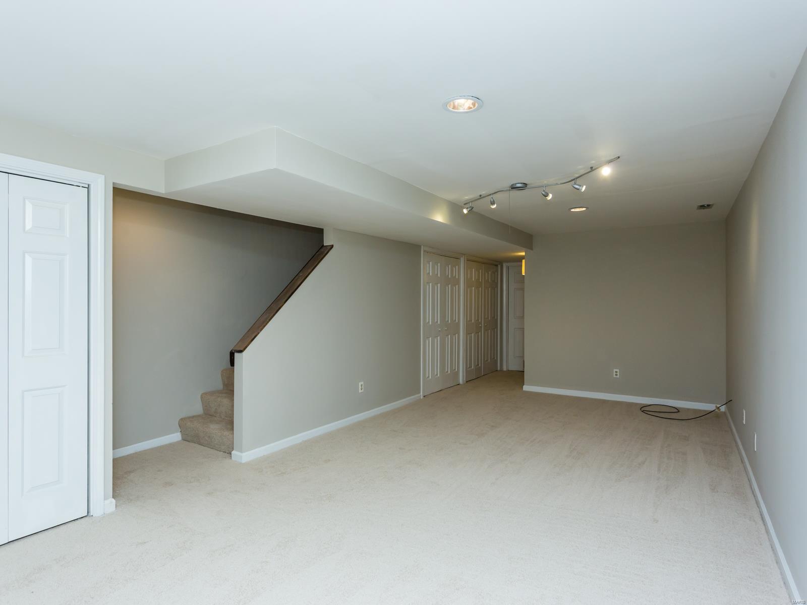 Laclede East - Residential