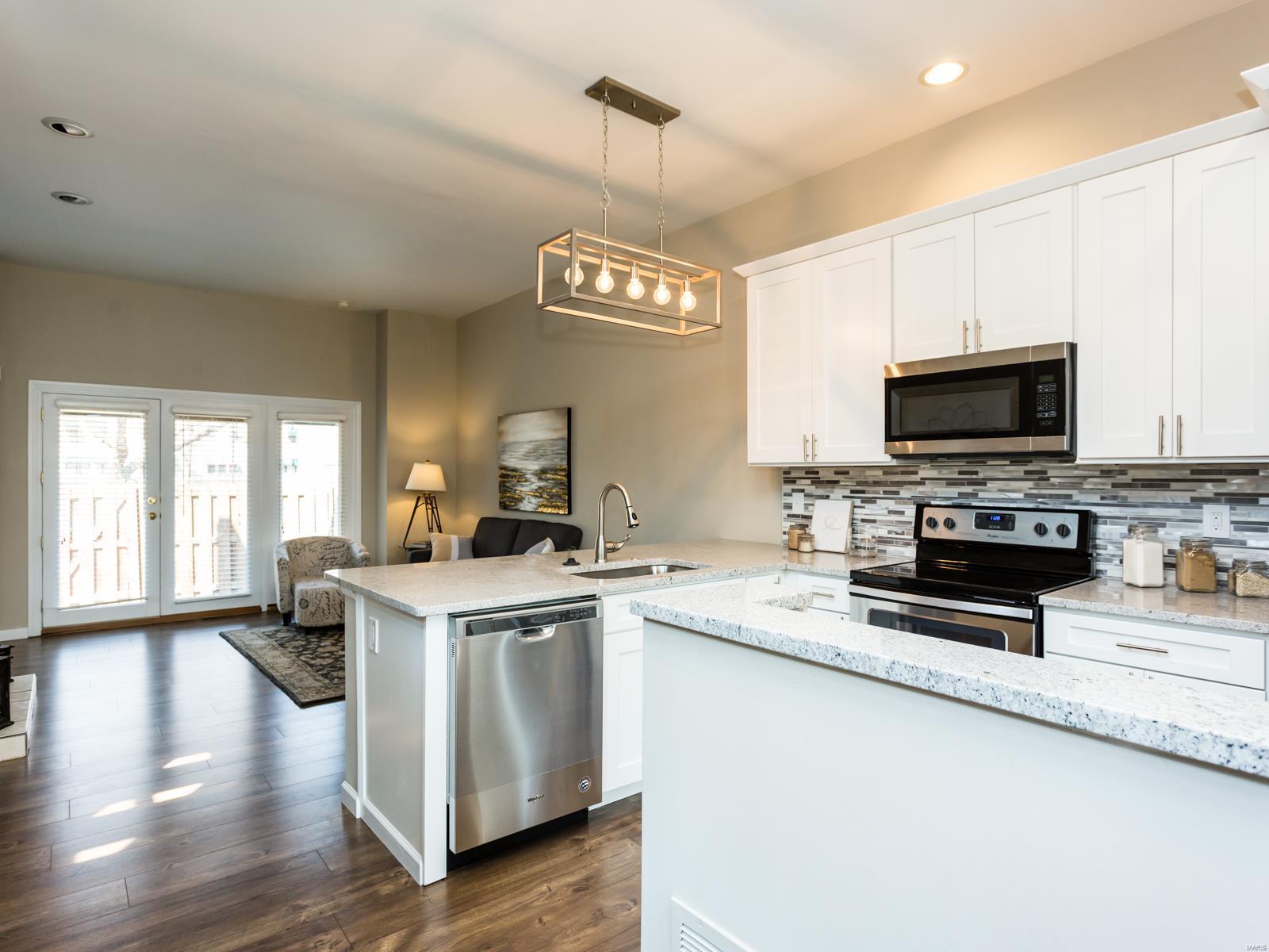 Laclede East - Residential