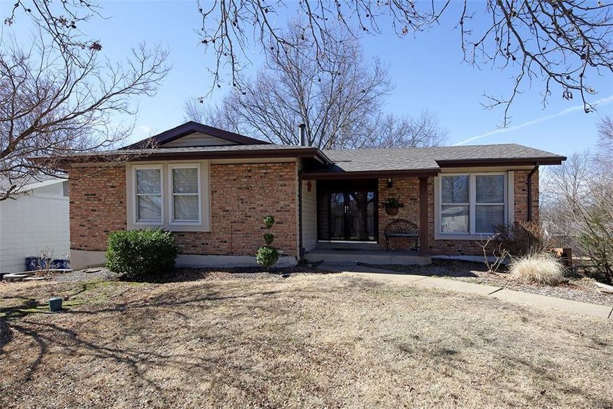 Well maintained 3 bedroom, 2 full bath ranch located in beautiful Westglen Woods Subdivision. Home features an updated kitchen with ceramic tile flooring, 42 inch cabinets, built in microwave and custom built in pantry. Open foyer that lead to spacious family room and dining room. Master bedroom features walk in closet and full bath. 2 additional bedrooms and full bath complete the main level. The finished walk out lower level features a rec room, woodburning fireplace and access to patio. Addtonal features include 2 car rear entry garage, level lot, vinyl siding and Rockwood Schools.