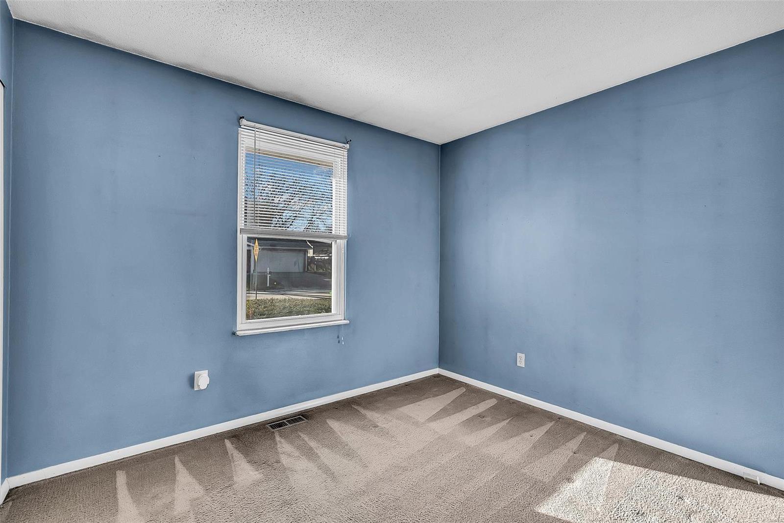 St Charles, Missouri 63303, United States, 3 Bedrooms Bedrooms, ,2 BathroomsBathrooms,Residential,Pending,26991