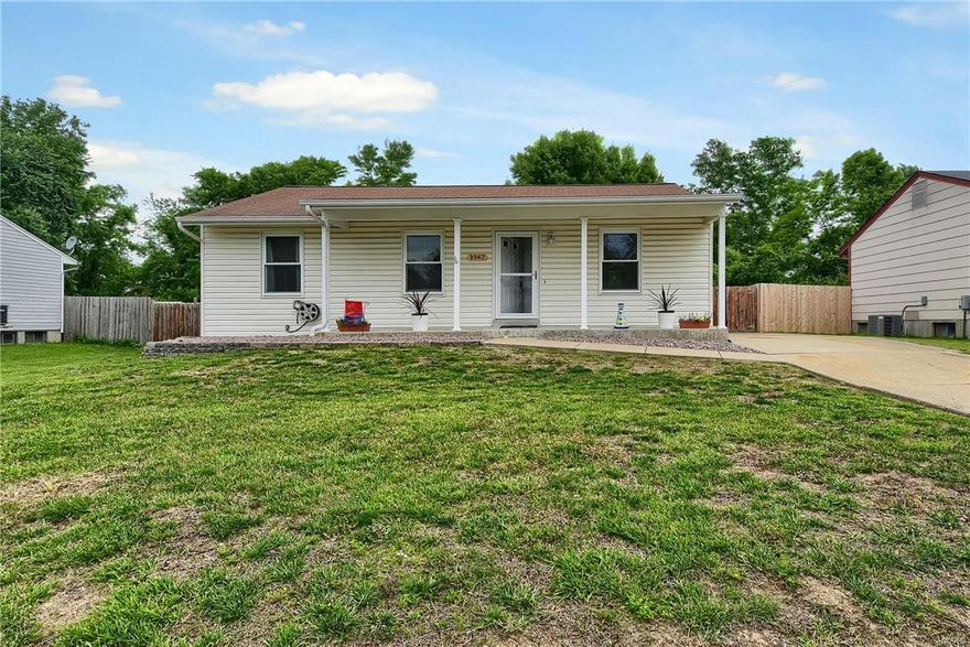 No showings until Saturday, 5/20 from 1:00pm-3:00pm
BEST BUY!!! Step inside and notice the GLEAMING hardwood floors!!! As you move through the large living room into the eat in kitchen, you'll be blown away by all the UPDATES you love, including new WOOD floors!!! Newly remodeled kitchen will be the talk of the town!!! Kitchen comes with NEW tile floor and counter tops plus stainless steel appliances!!! BRAND NEW bathroom features marble stone walls and a brand new floor!!! Large master suite with hardwood floors with an additional 2 extra bedrooms that offer the same hardwood flooring and ABUNDANCE of natural light!!! A full basement is ready for an additional room and offers a large storage opportunity. Wonderfully landscaped with large shed in back yard for additional storage. Home is located conveniently to both hwy 70 and hwy 40, and within the desirable Wentzville School District.