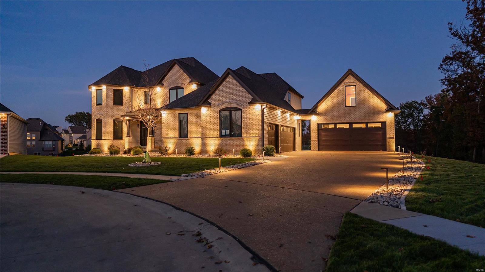 417 Hamlet Court