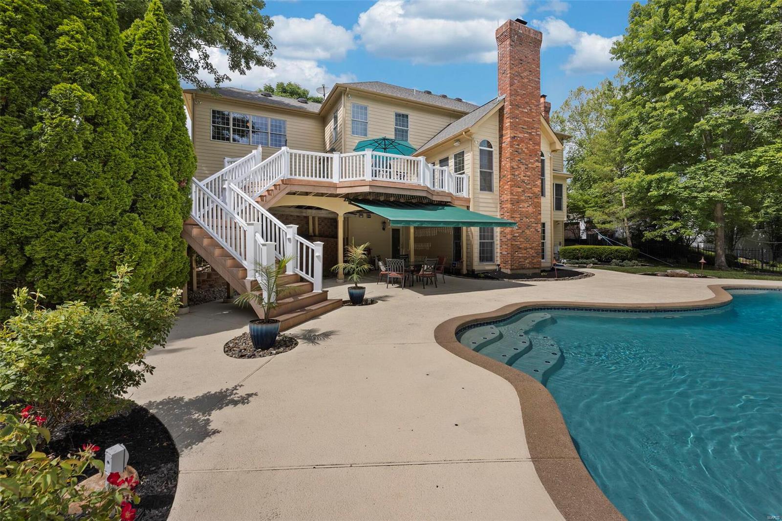 Greystone Three - Residential