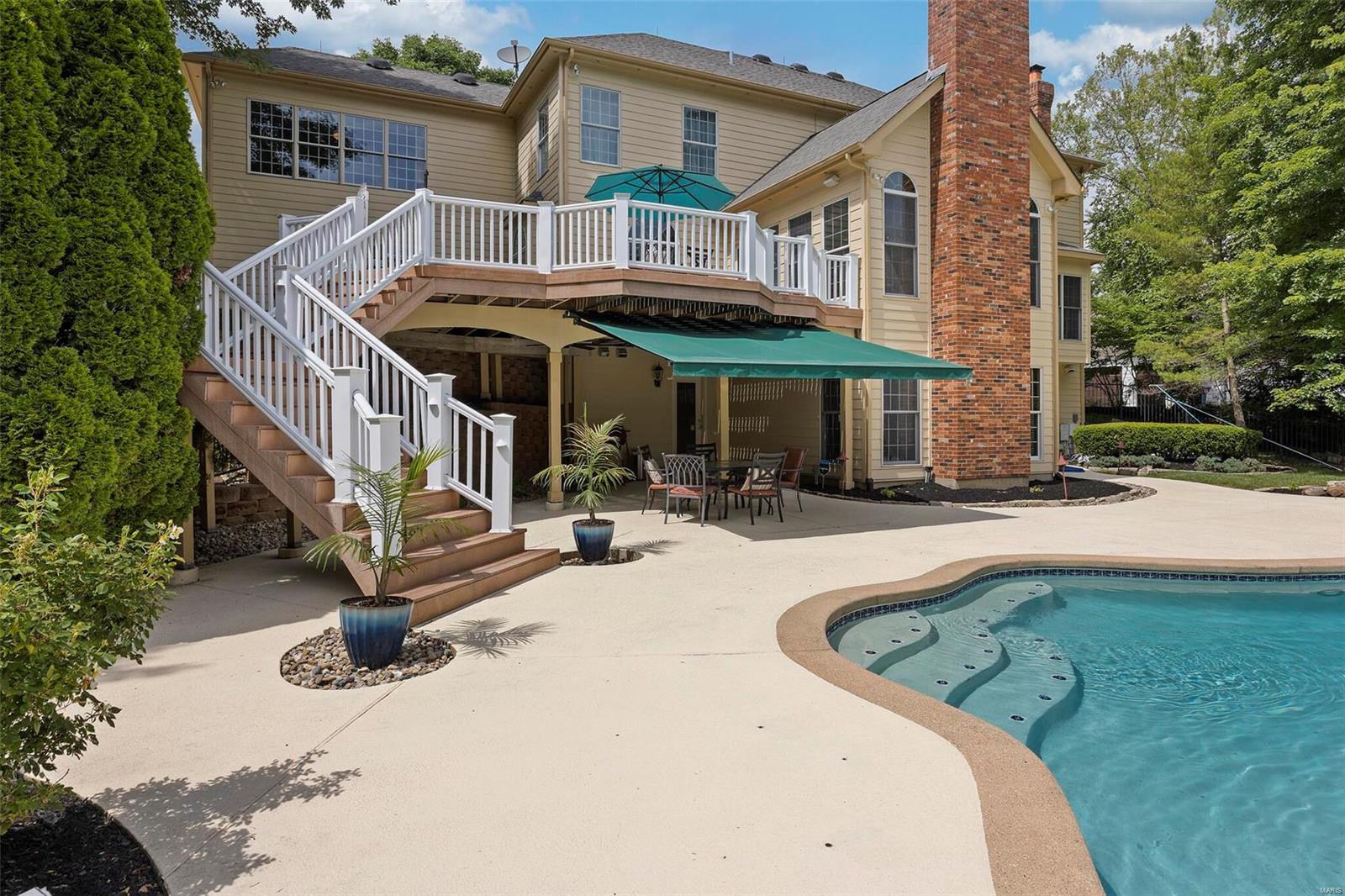 Greystone Three - Residential