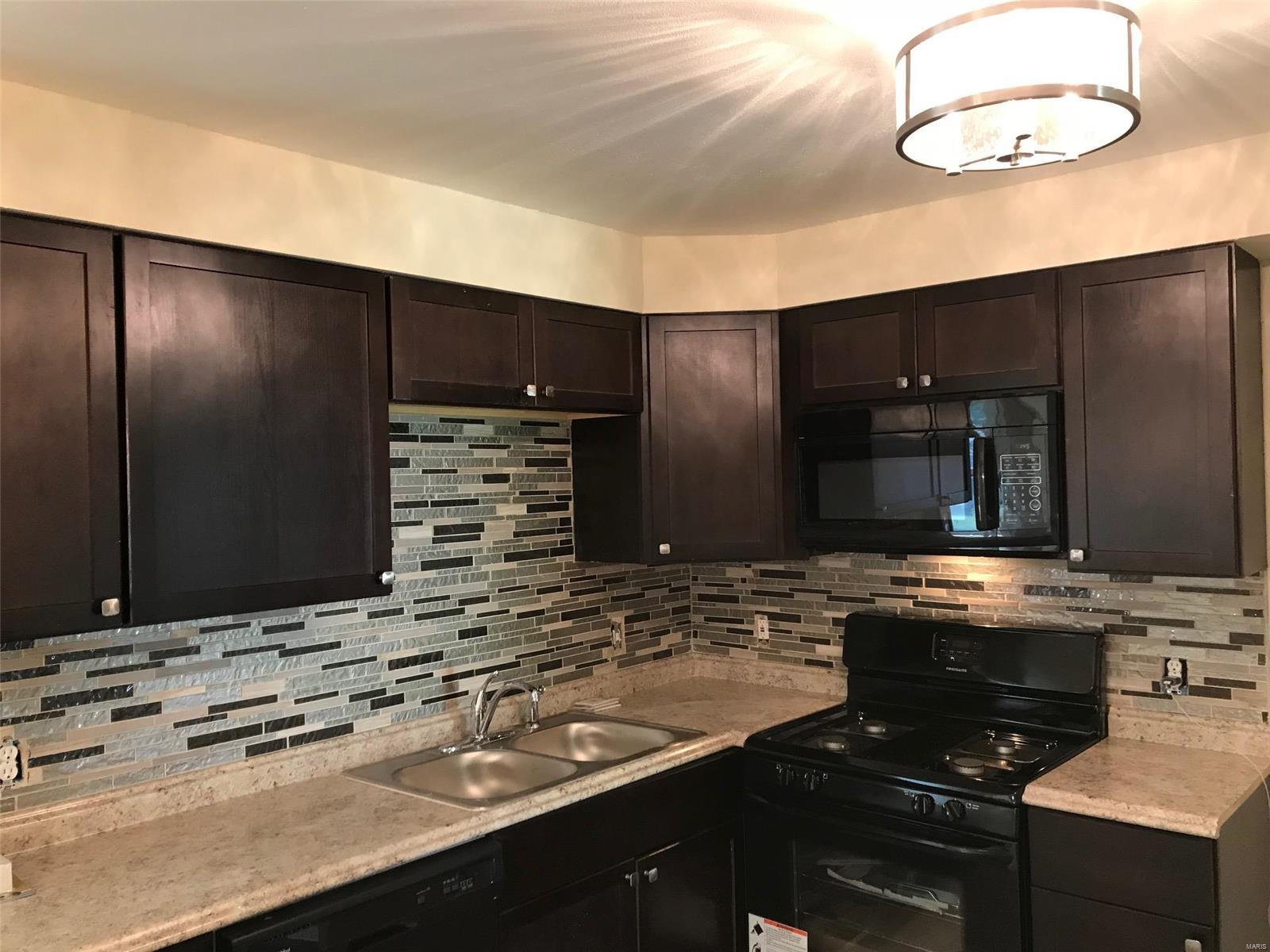 Bissell Hills 14 - Residential