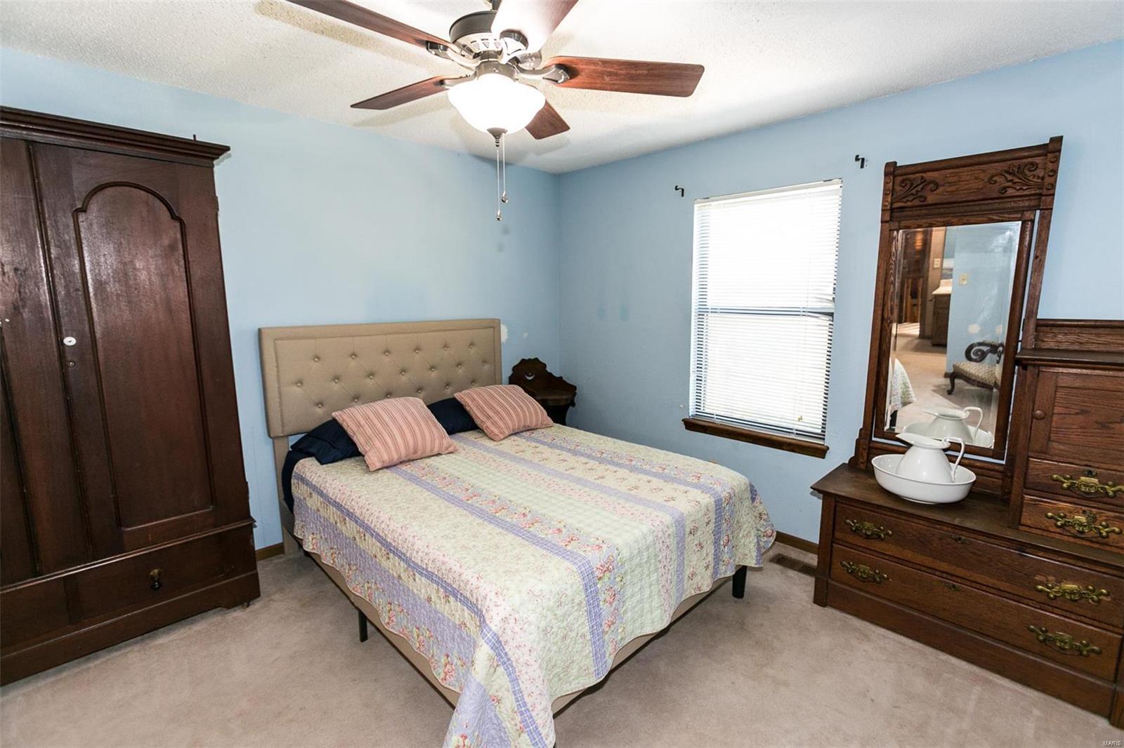 St Charles, Missouri 63303, United States, 3 Bedrooms Bedrooms, ,3 BathroomsBathrooms,Residential,Pending,37604