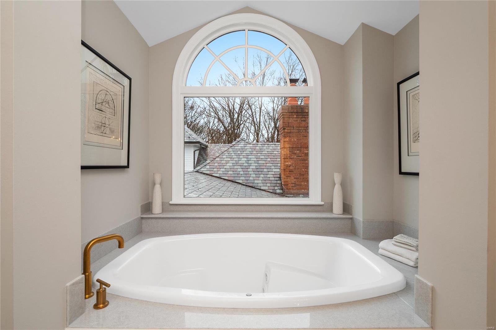 Wills Trace/Boggart Hole Clough Lt 3 - Residential