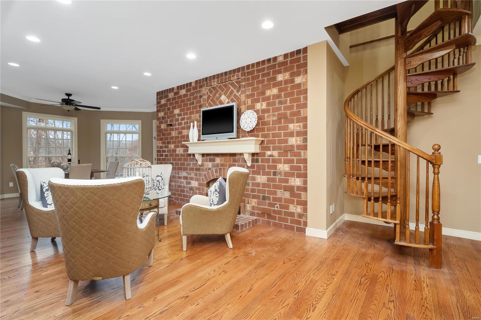 Wills Trace/Boggart Hole Clough Lt 3 - Residential