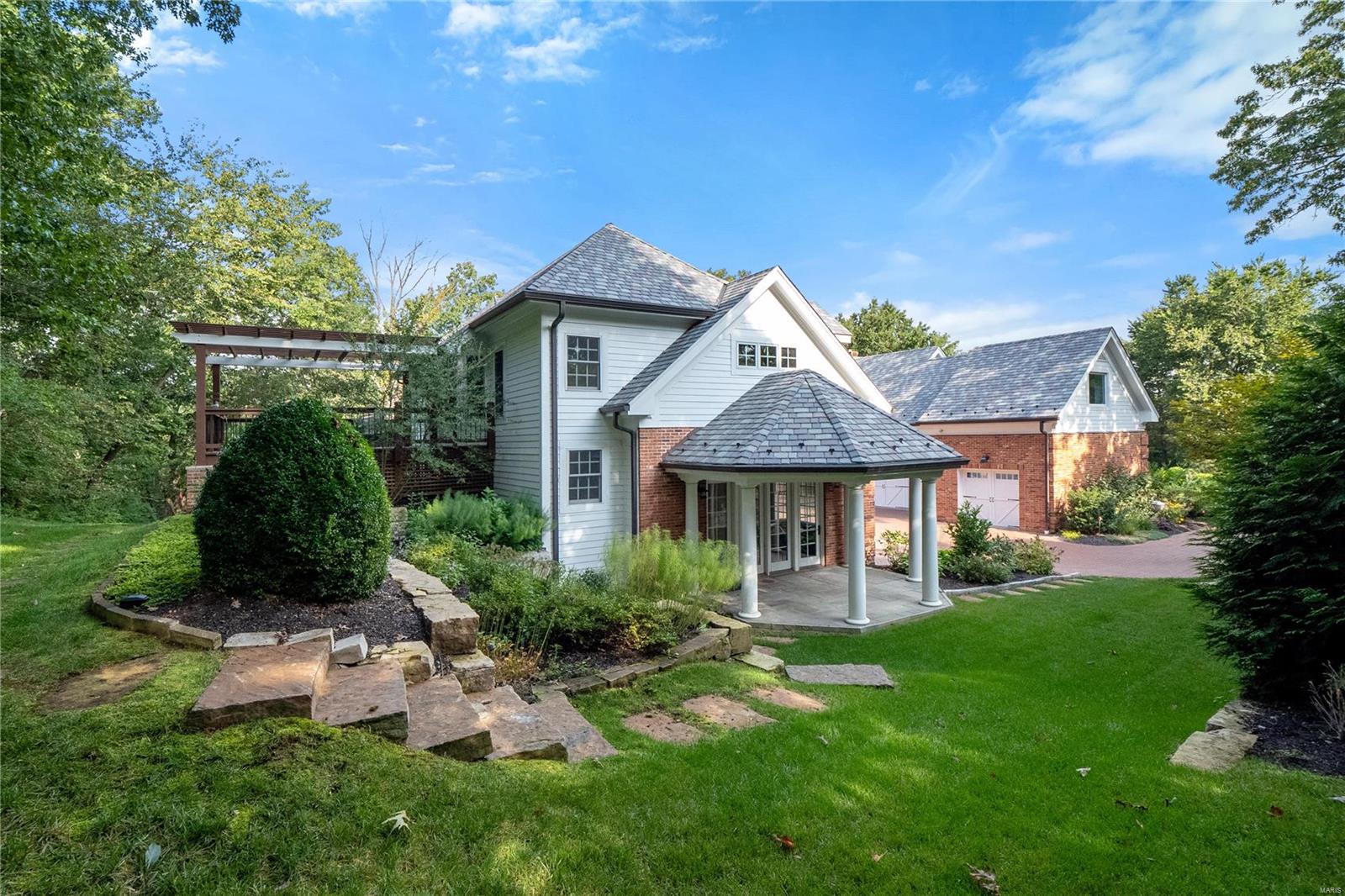 Wills Trace/Boggart Hole Clough Lt 3 - Residential