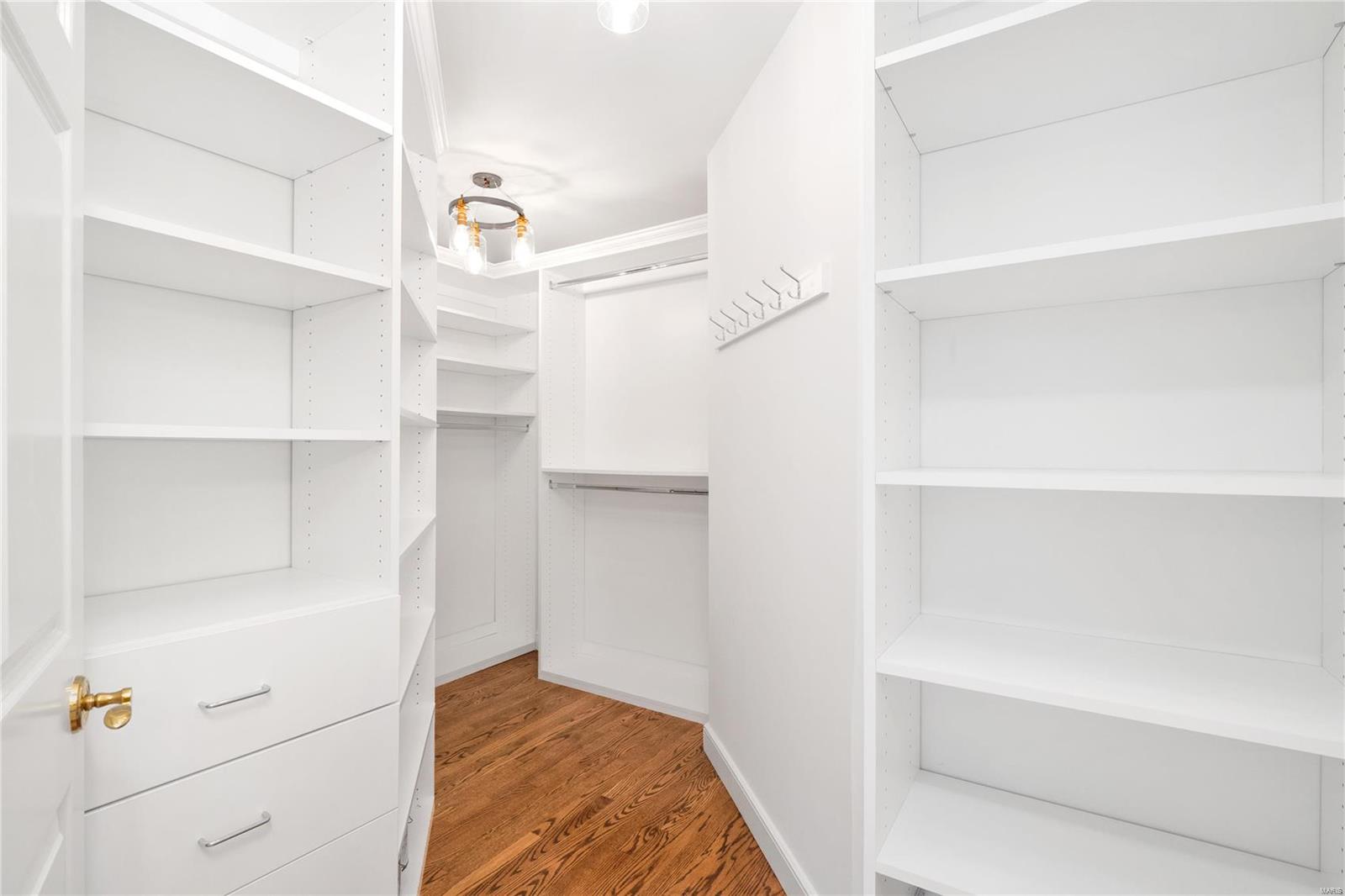 Wills Trace/Boggart Hole Clough Lt 3 - Residential