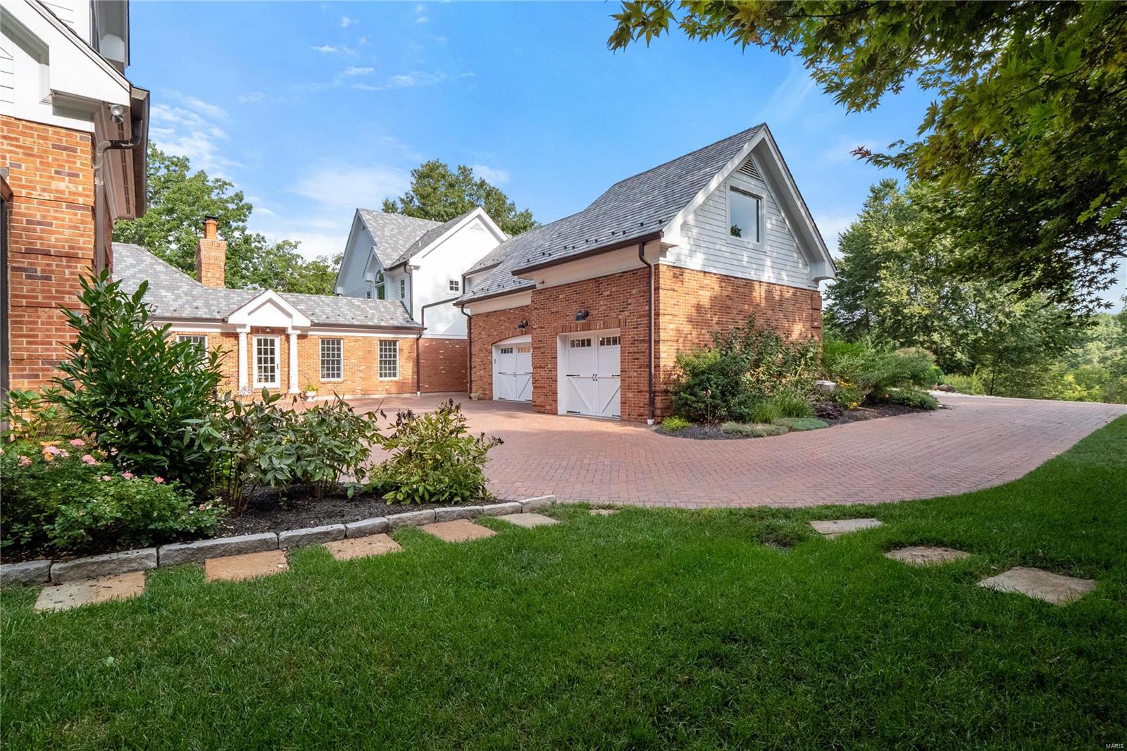 Wills Trace/Boggart Hole Clough Lt 3 - Residential