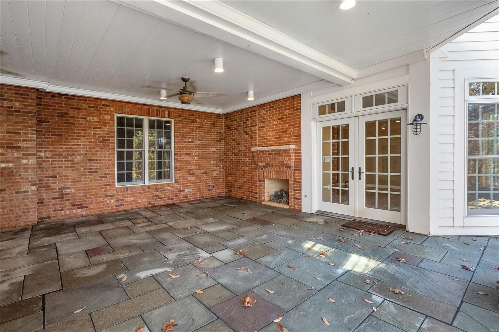 Wills Trace/Boggart Hole Clough Lt 3 - Residential