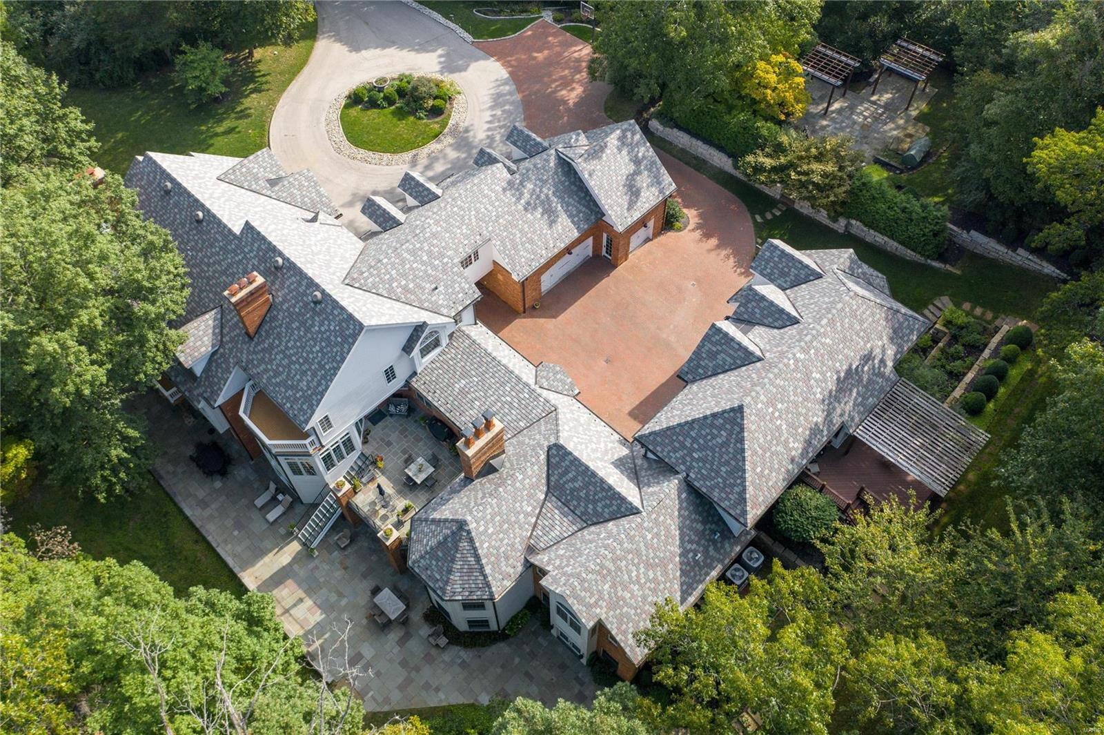 Wills Trace/Boggart Hole Clough Lt 3 - Residential