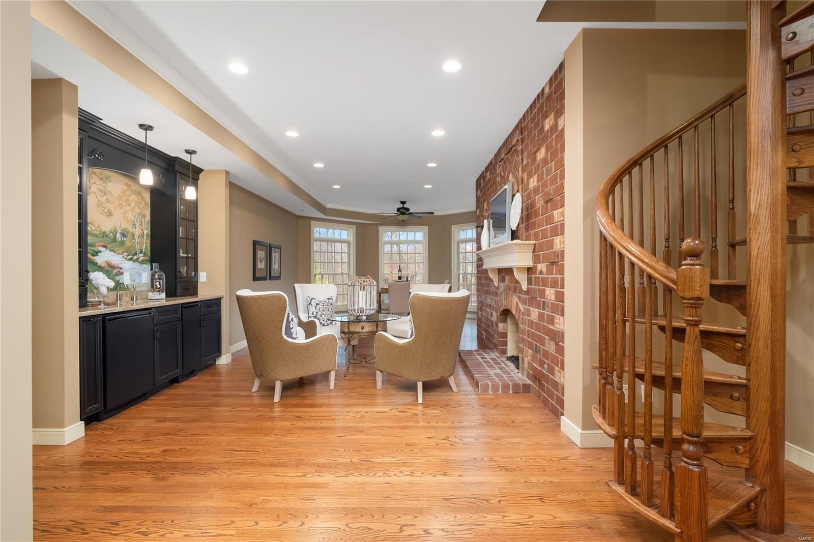 Wills Trace/Boggart Hole Clough Lt 3 - Residential