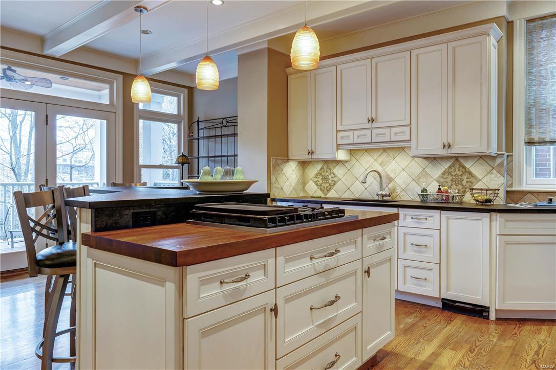 P Lindells Add 02 - Residential