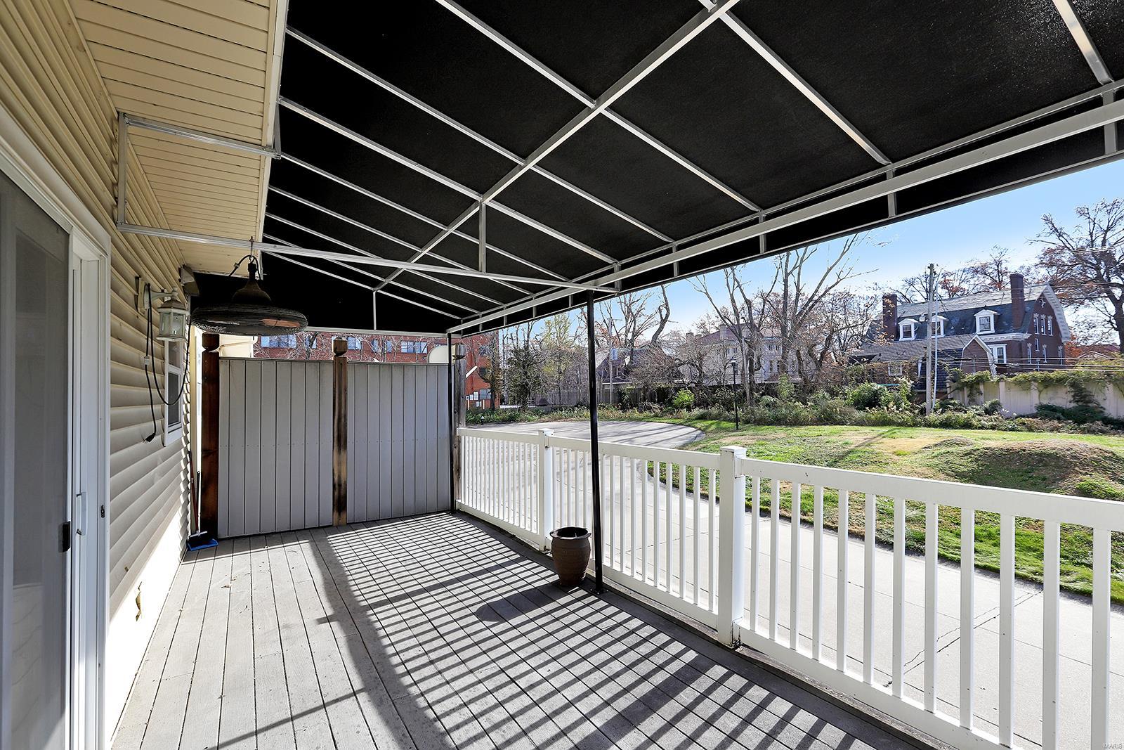 Delmar Place Townhouse - Residential