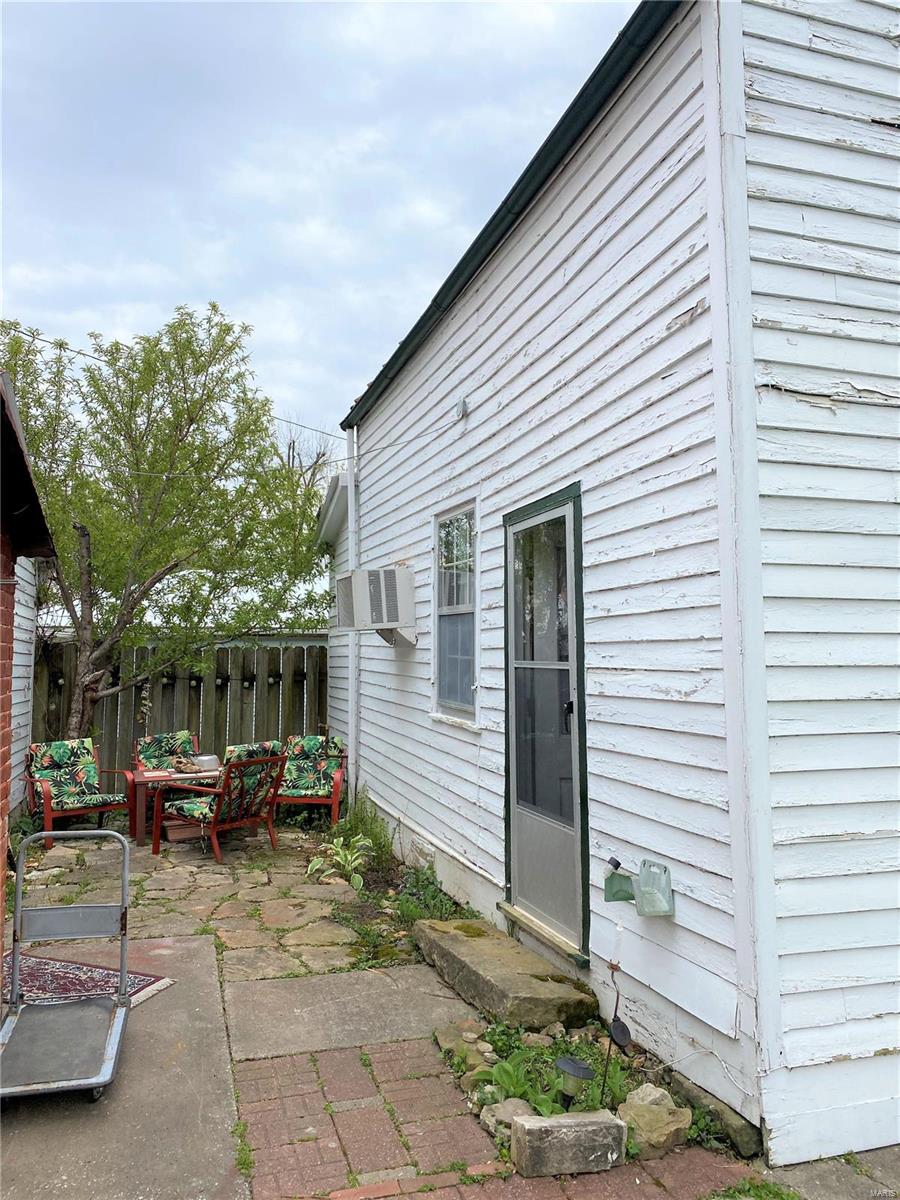 East 5 Street - Residential