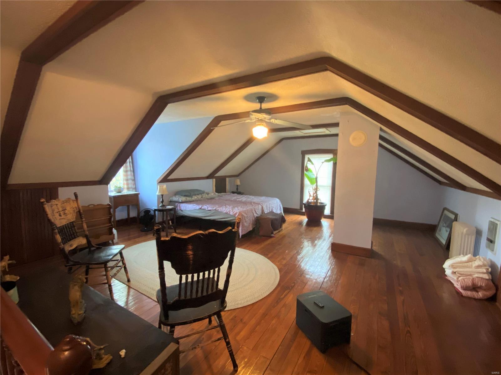 East 5 Street - Residential