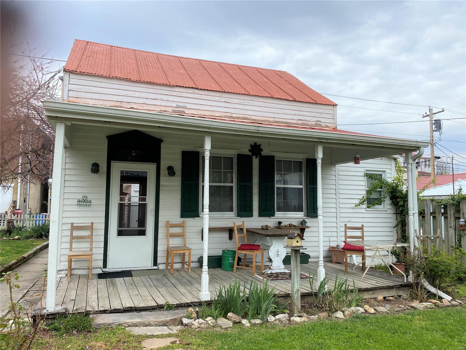 East 5 Street - Residential