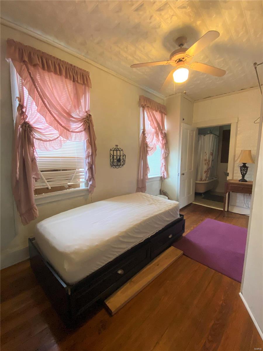 East 5 Street - Residential