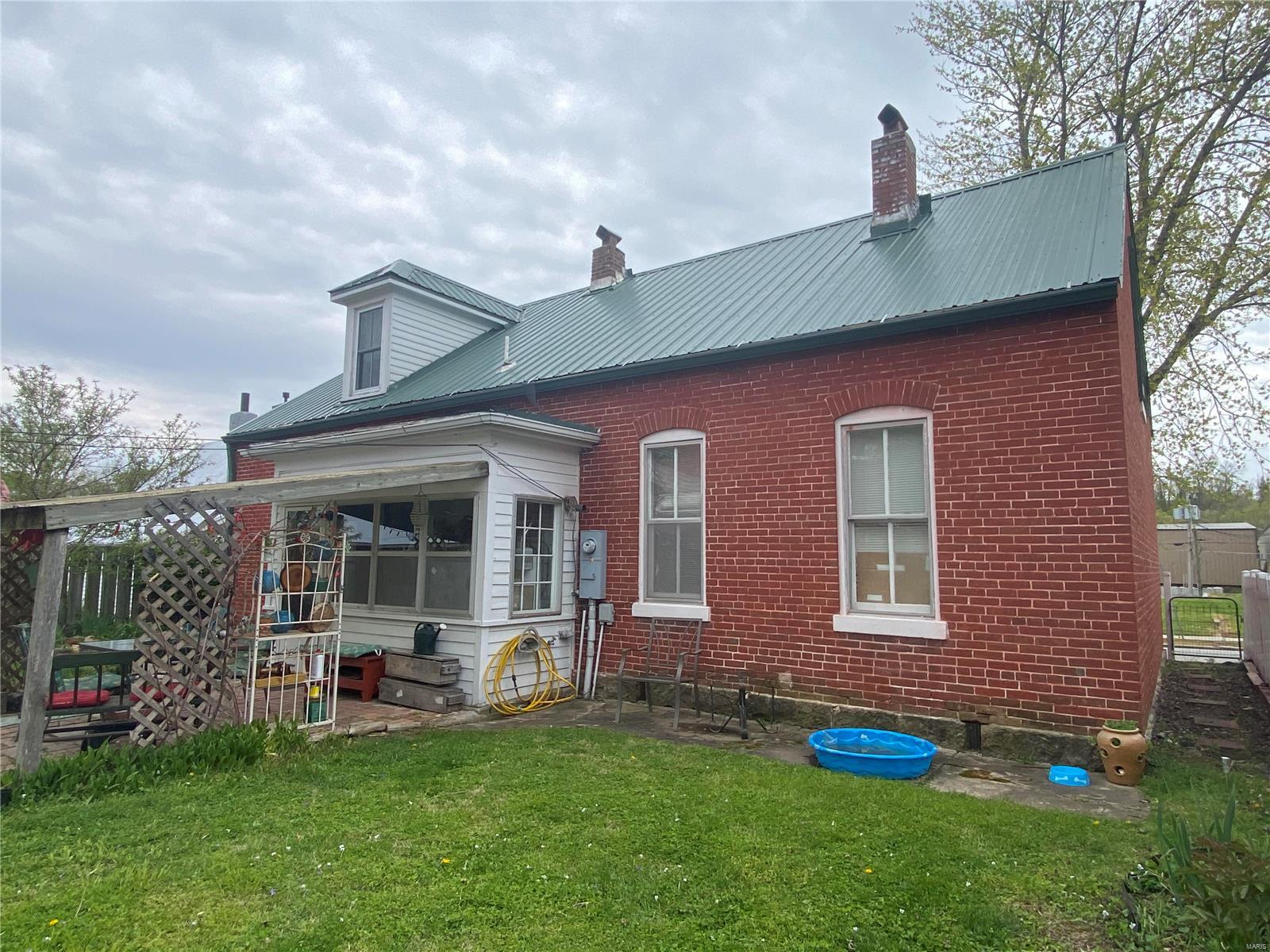 East 5 Street - Residential