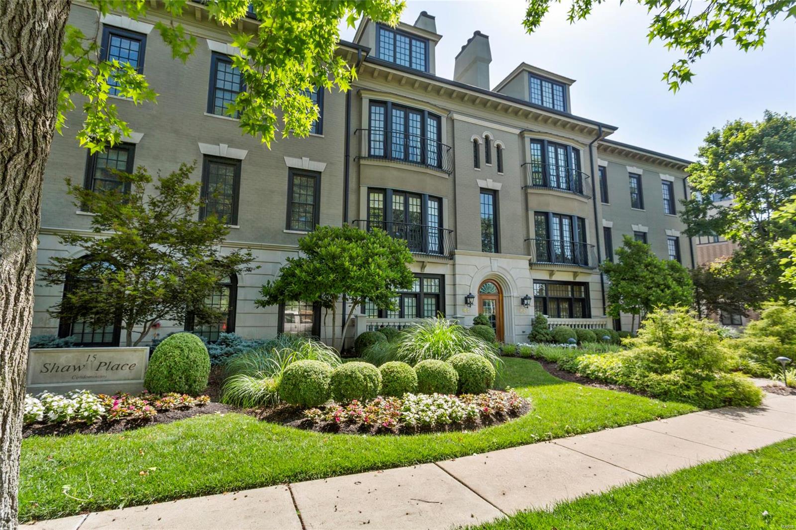 Shaw Place Condo - Residential