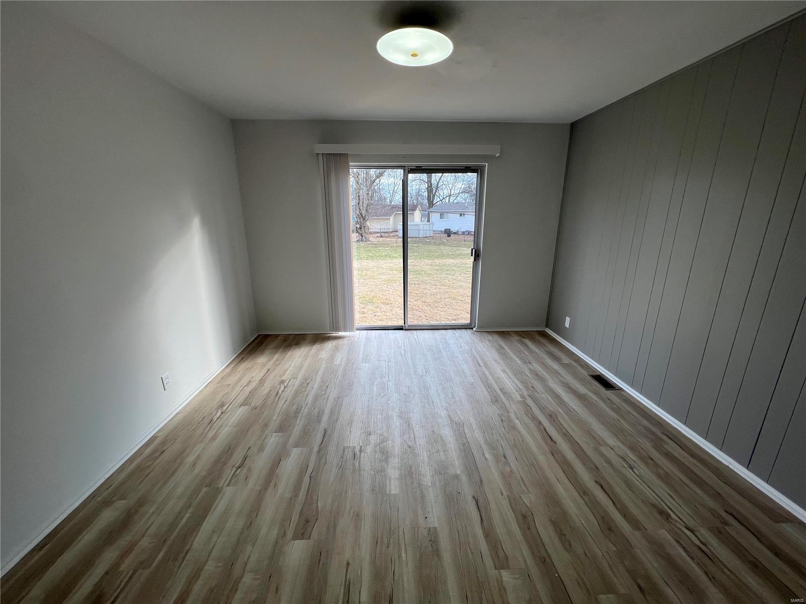 Flamingo Park 13 - Residential Lease