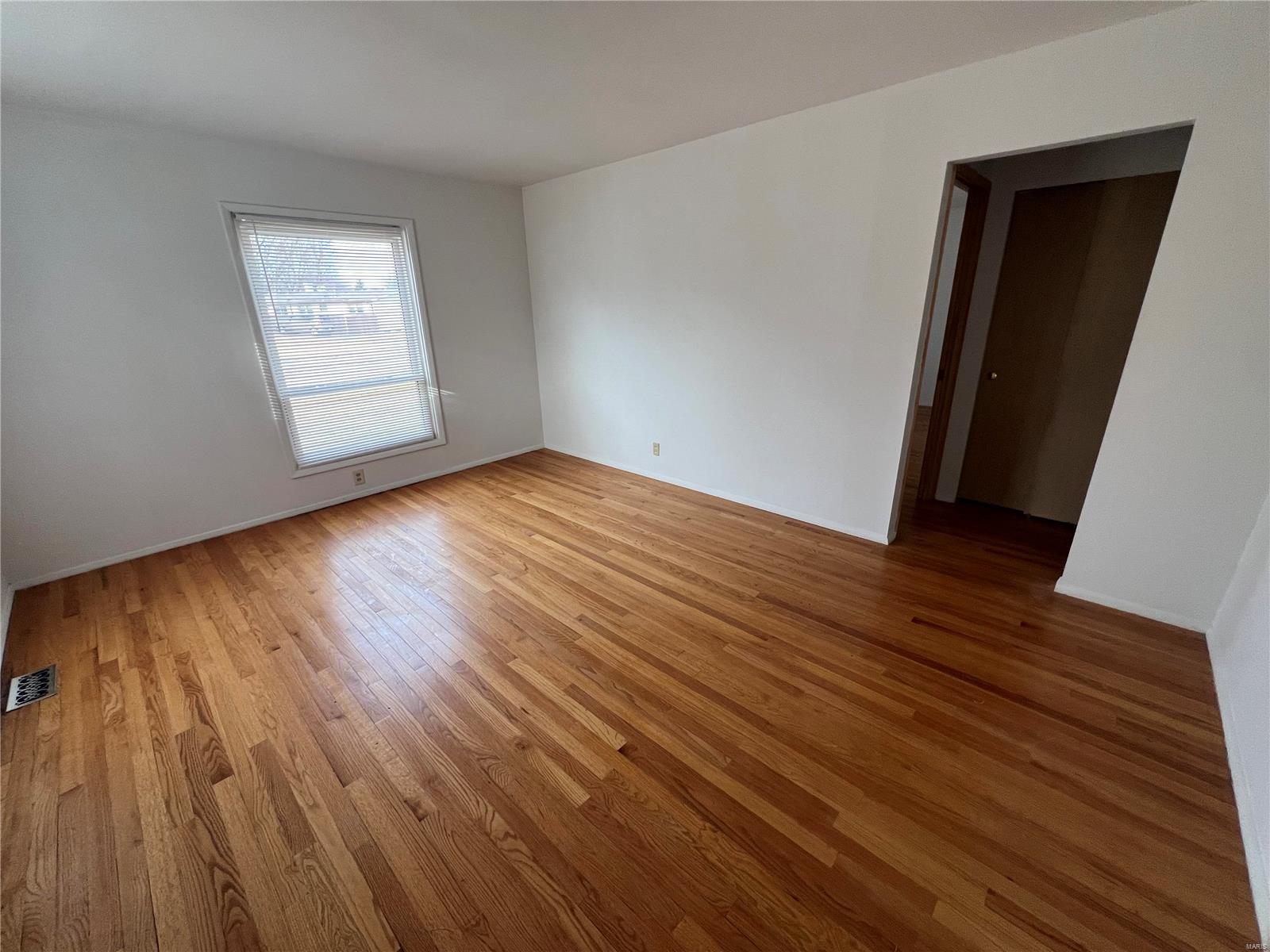 Flamingo Park 13 - Residential Lease