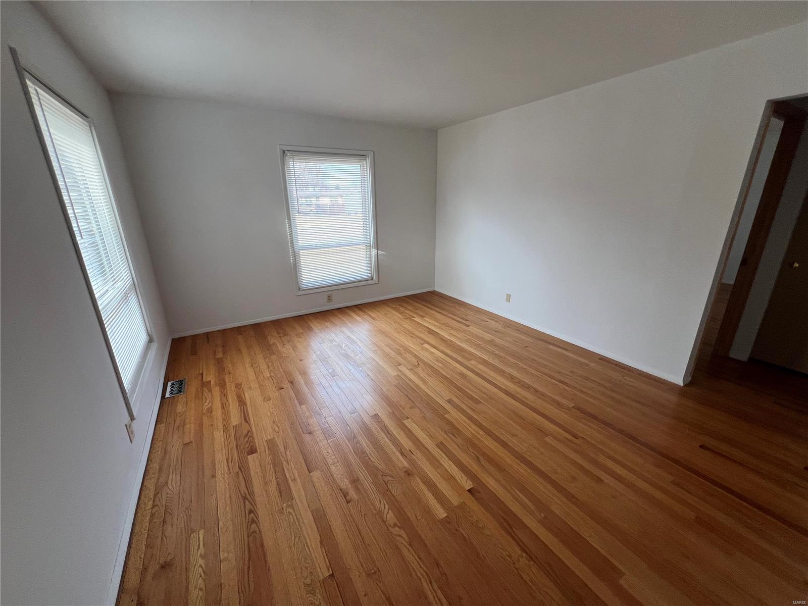 Flamingo Park 13 - Residential Lease