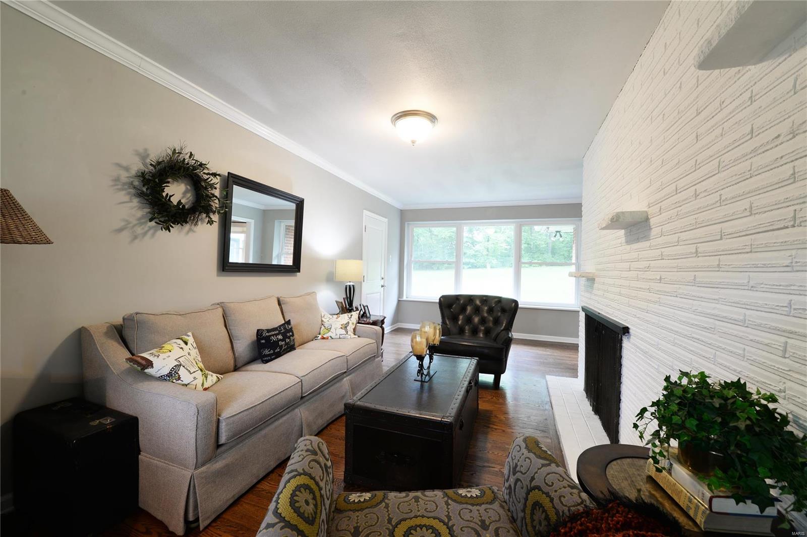 Ladue Crest - Residential Lease