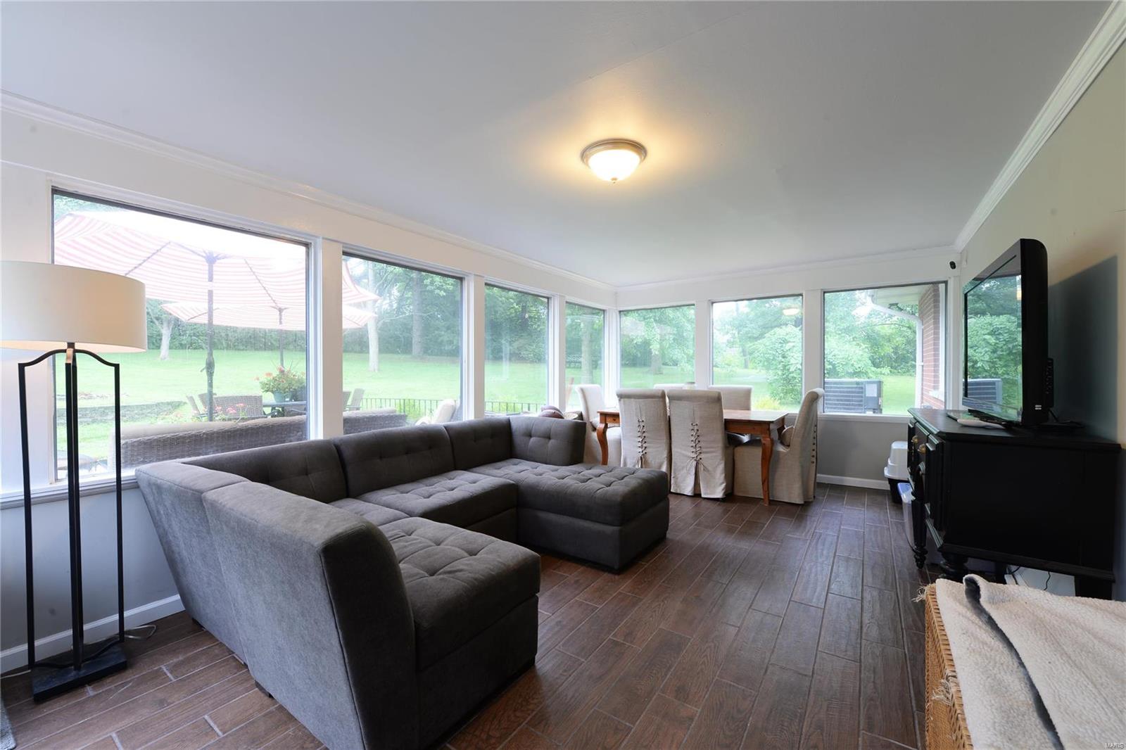 Ladue Crest - Residential Lease