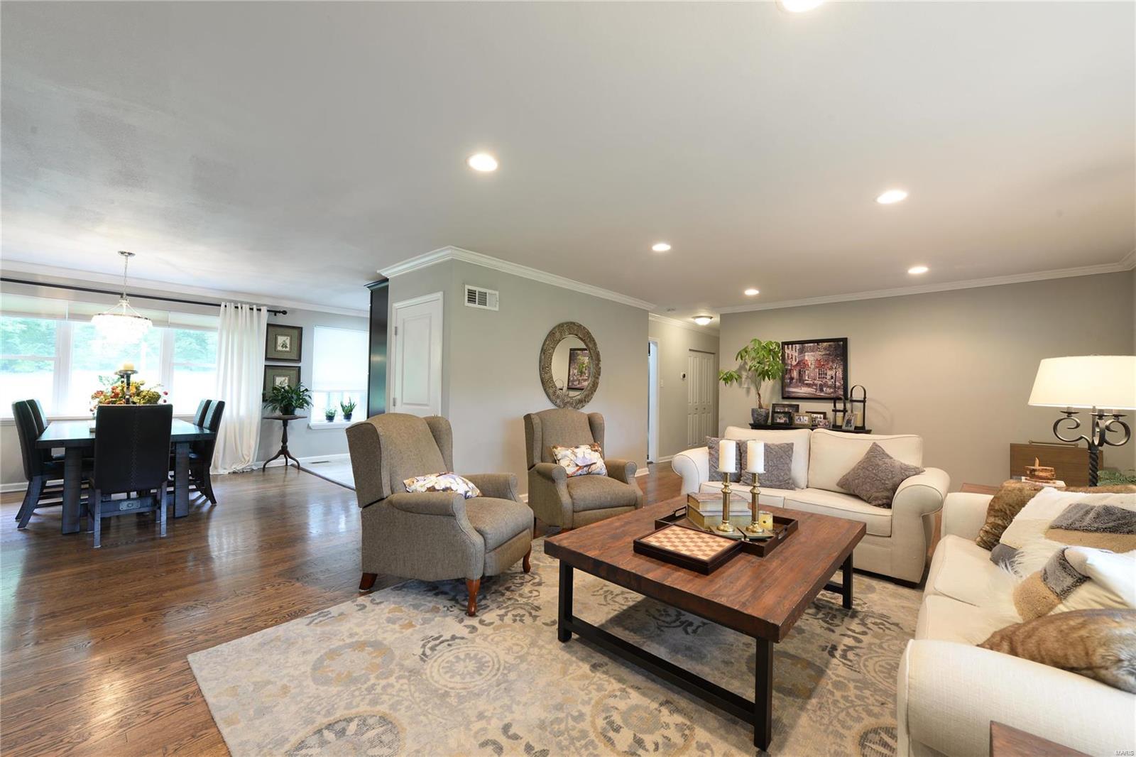 Ladue Crest - Residential Lease