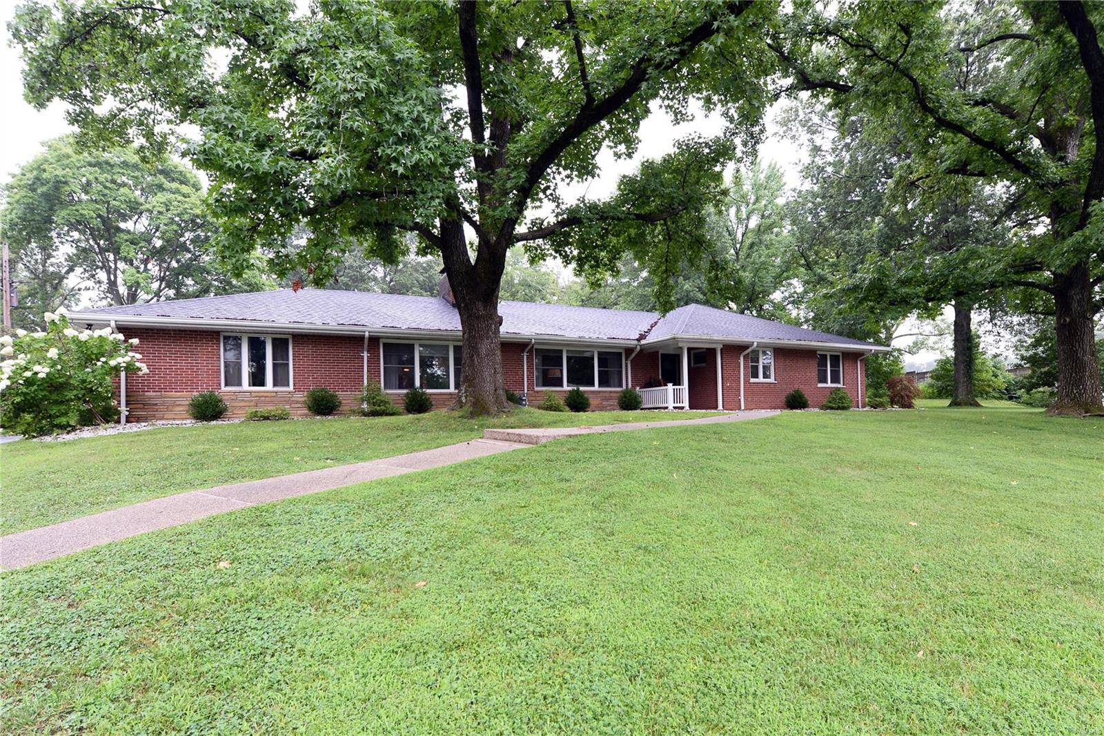 Ladue Crest - Residential Lease