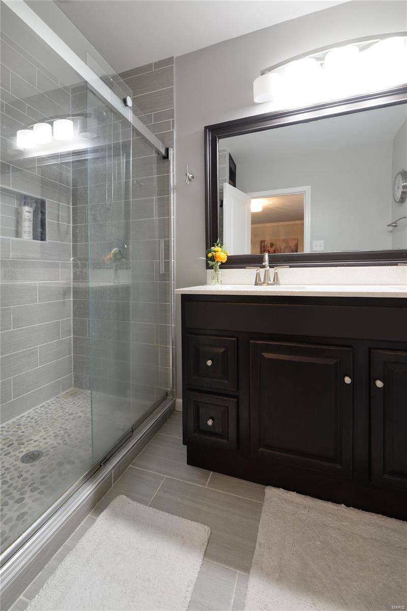 Ladue Crest - Residential Lease