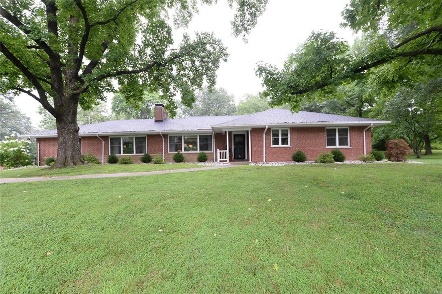 Beautifully updated home in Laude for lease! This 3 bedroom home is available soon for occupancy. Open & spacious floor plan, finished LL, 2 car garage & almost an acre of land, are just a few of the wonderful qualities here! Gorgeous kitchen with espresso cabinets, granite countertops and SS appliances! All 3 baths have been completely remodeled. Main floor laundry. Finished LL offers more living space for over 2500 sqft total. September move-in, pet negotiable. Non-smoking home. Ladue schools and great location so close to Hwy 40/64. Additional Rooms: Sun Room