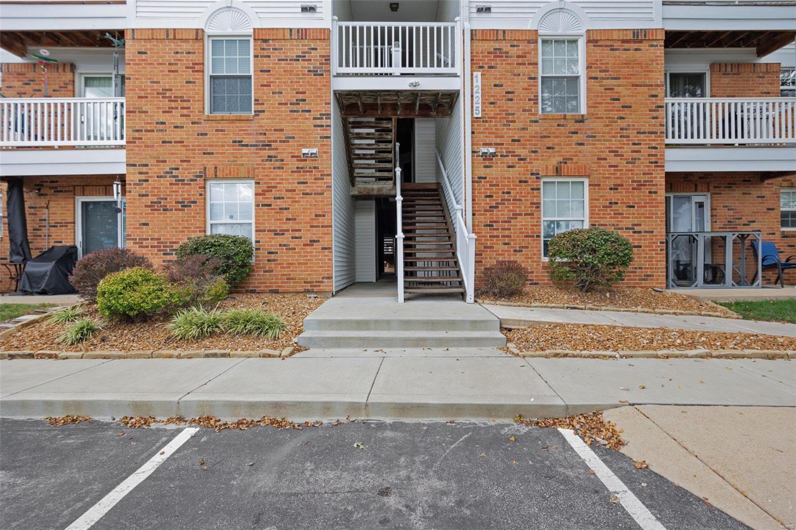 Woodland Crossing Condo Three - Residential