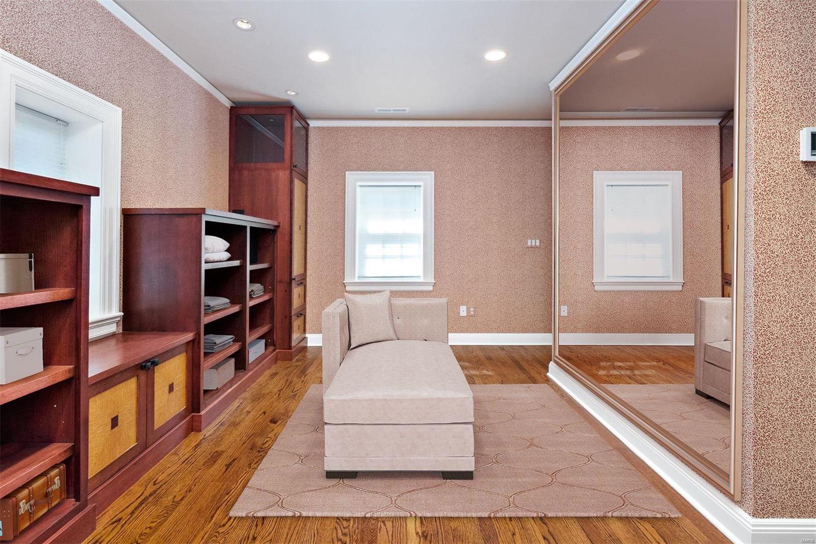 Skinker Heights - Residential