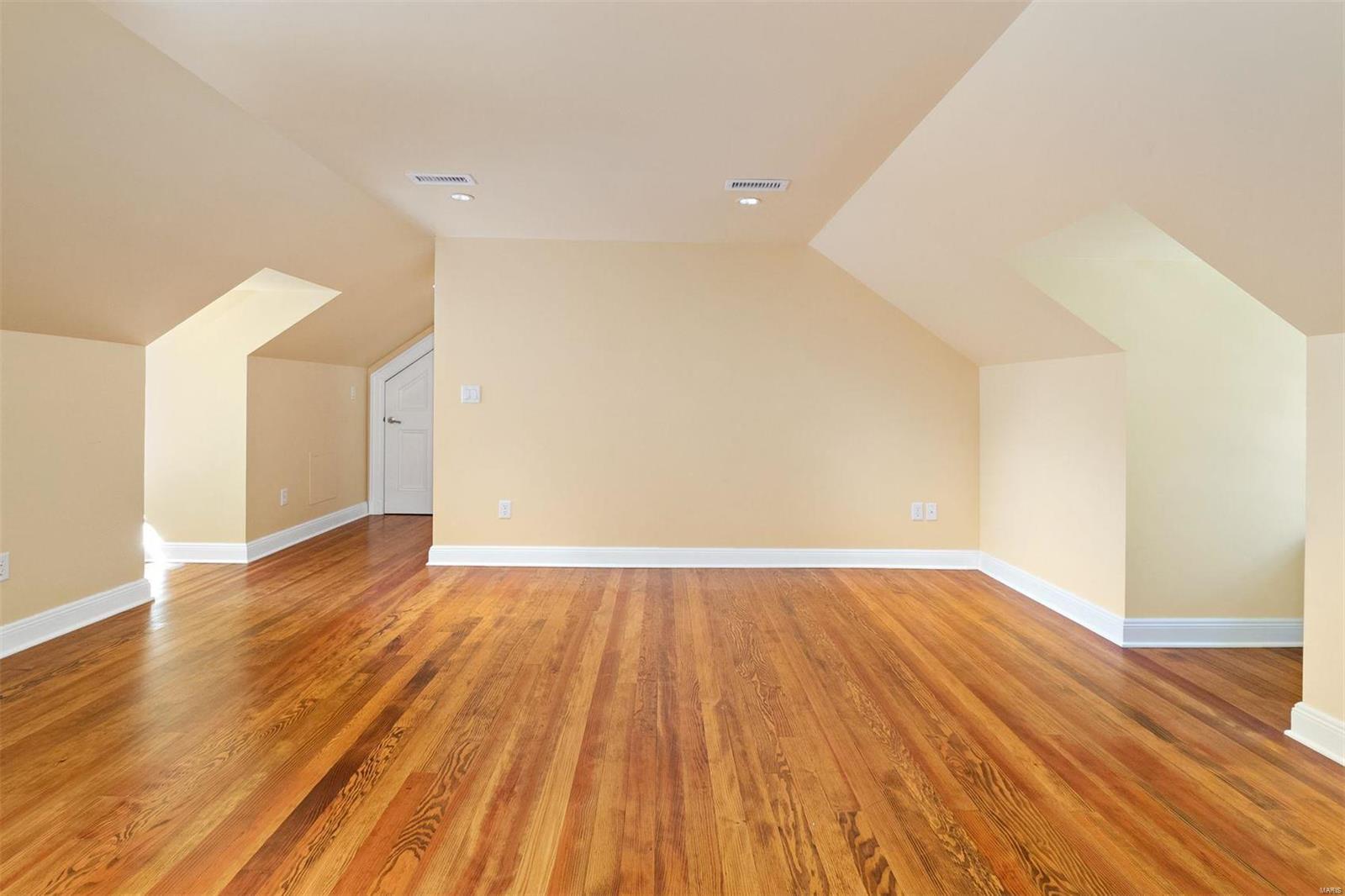 Skinker Heights - Residential