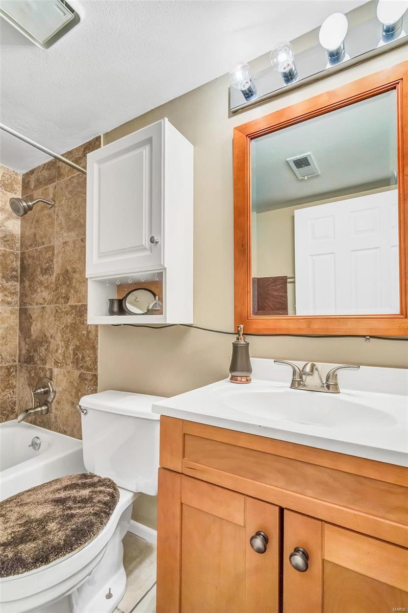 Fern Ridge Condo 2 - Residential