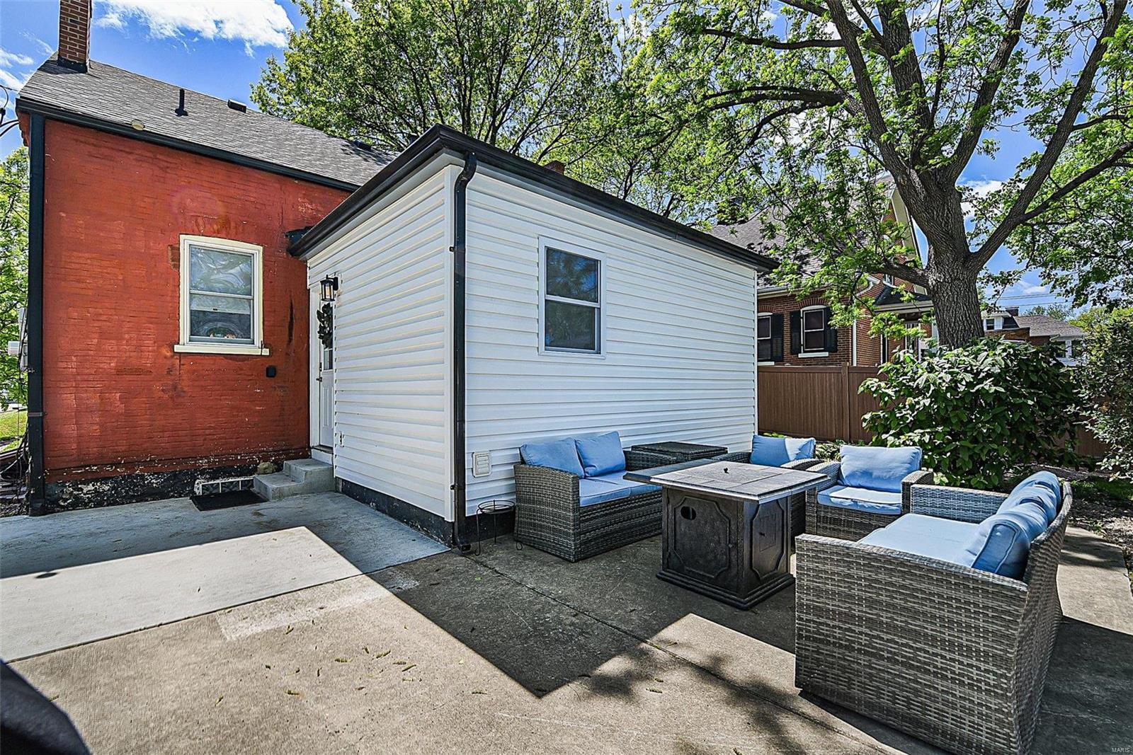 City/St Charles - Residential