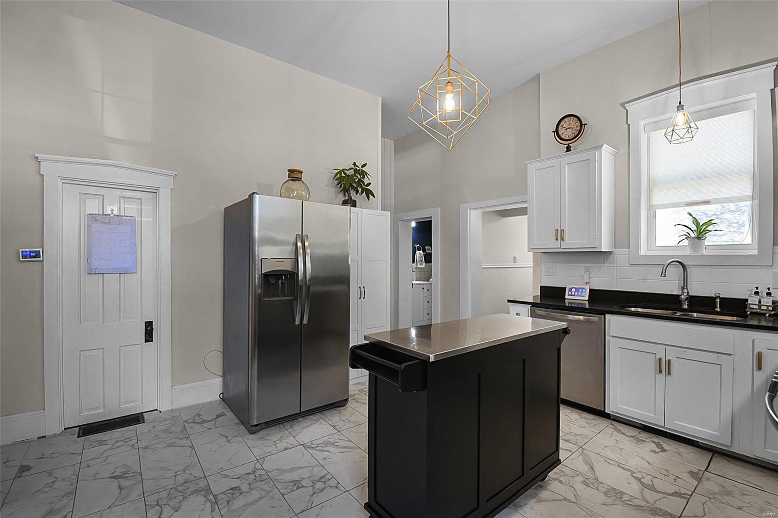 City/St Charles - Residential