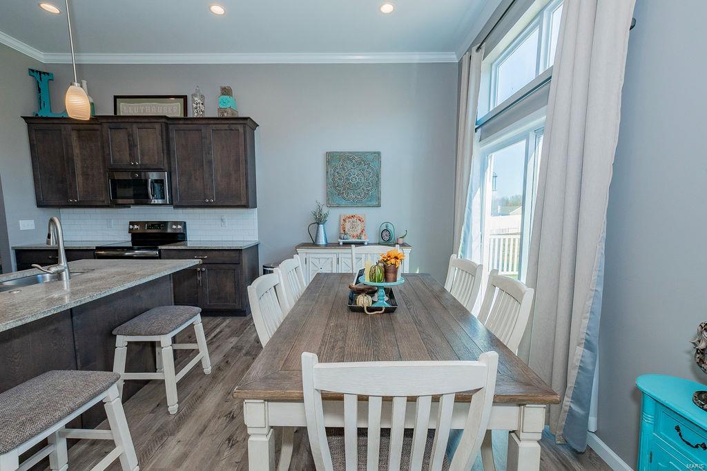 Palisades Village 2 - Residential