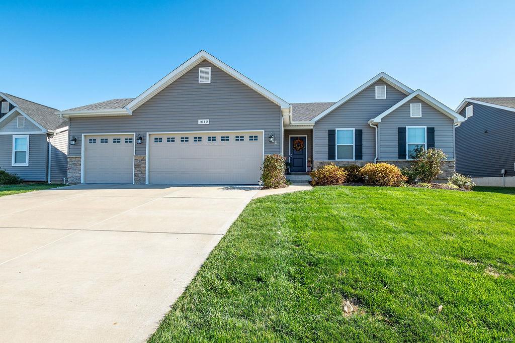 Palisades Village 2 - Residential